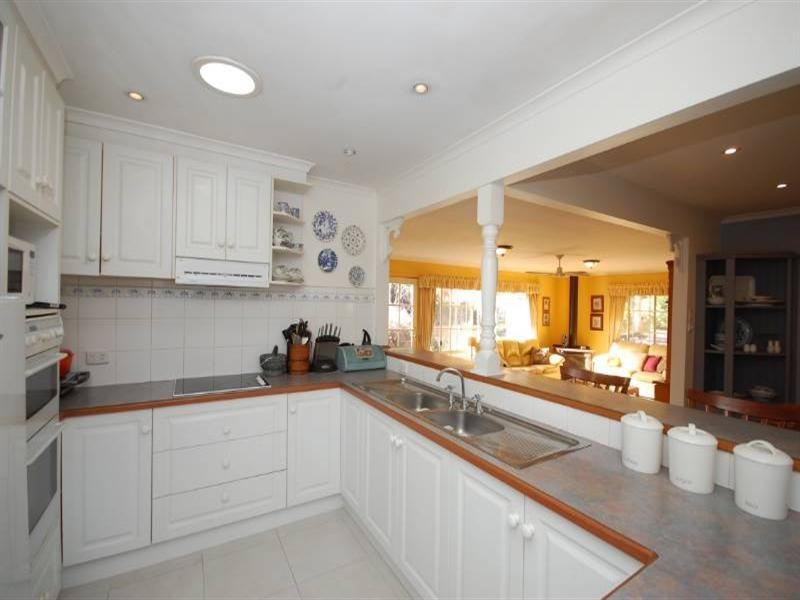 4 Ducol Court, Seville VIC 3139