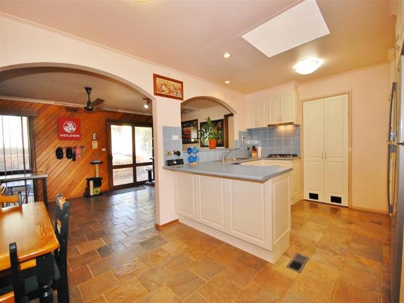 18 Alfred Street, Wandin North VIC 3139