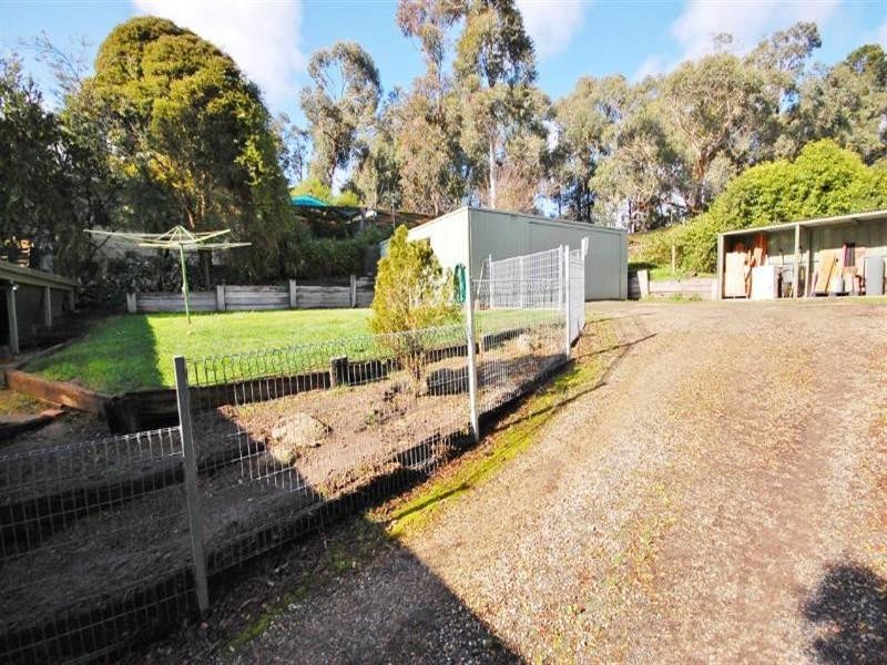 18 Alfred Street, Wandin North VIC 3139