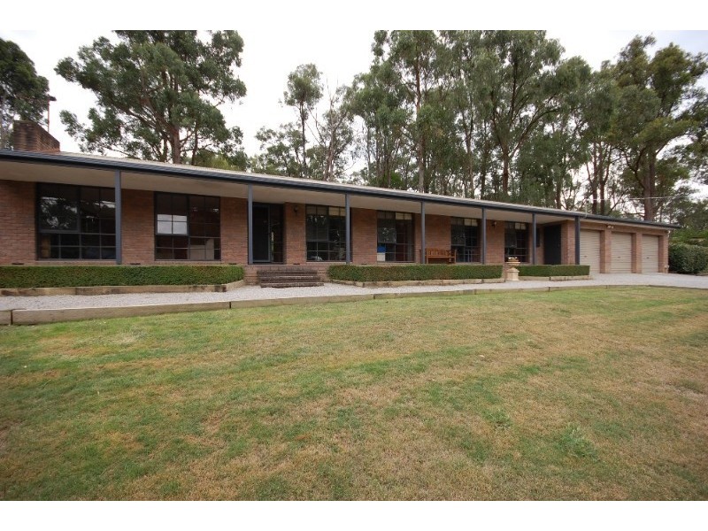 2 Hazel Street, Mount Evelyn VIC 3796