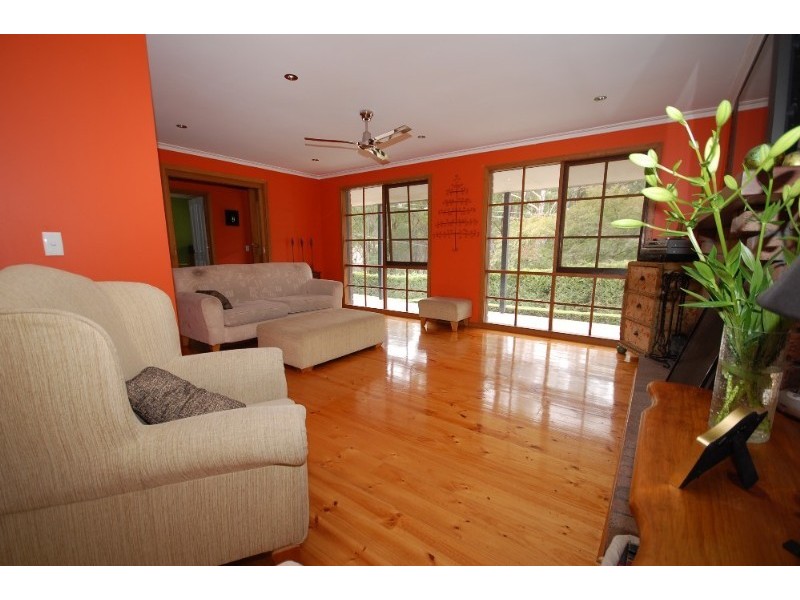 2 Hazel Street, Mount Evelyn VIC 3796