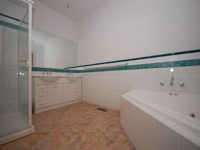 38 Francis Crescent, Mount Evelyn VIC 3796