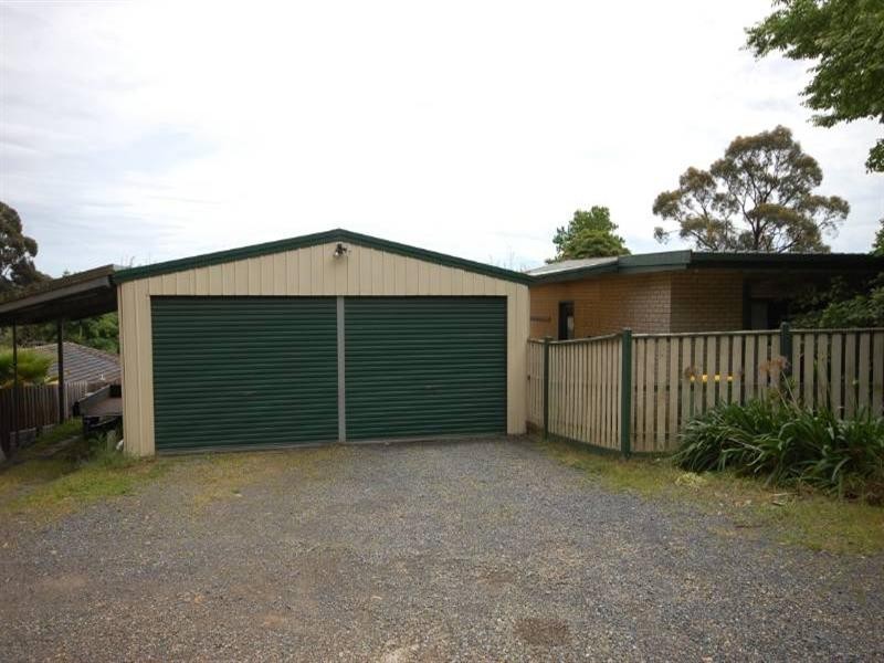 340 Warburton Highway, Wandin North VIC 3139
