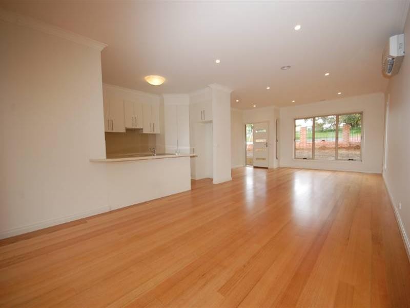 1/377 Clegg Road, Wandin North VIC 3139