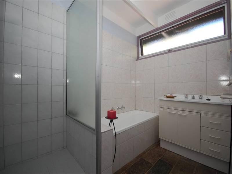 21 Commercial Road, Mount Evelyn VIC 3796