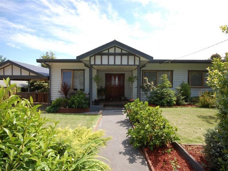 19 John Street, Wandin North VIC 3139