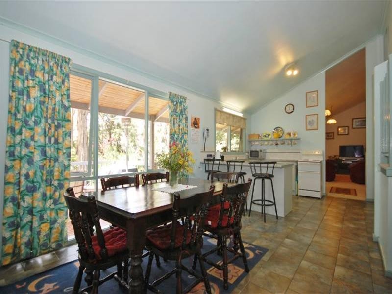 26 Joy Avenue, Mount Evelyn VIC 3796