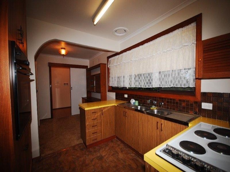 13 Greenglades Court, Wandin North VIC 3139