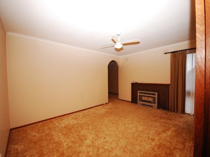 13 Greenglades Court, Wandin North VIC 3139