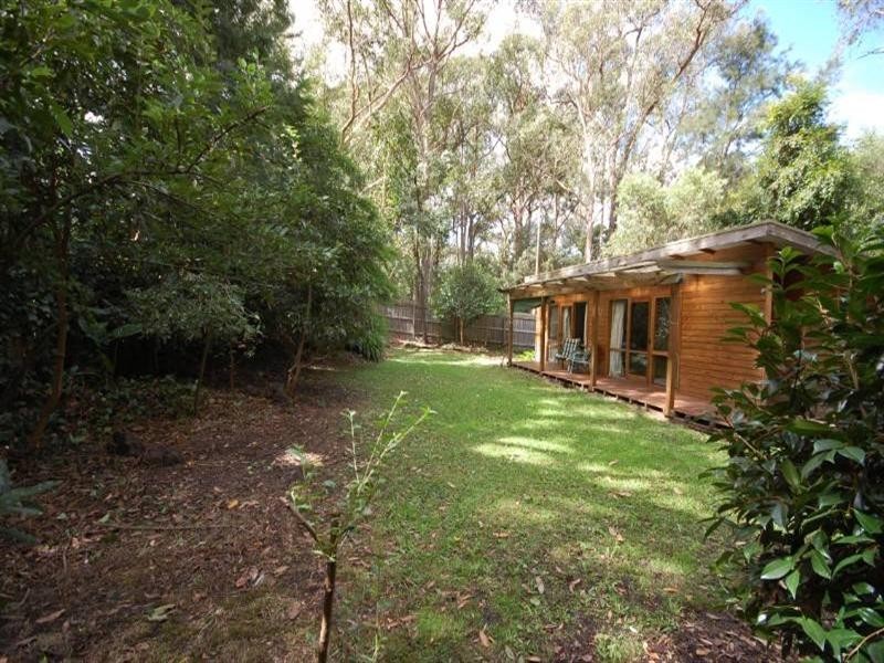 2 Kemp Avenue, Mount Evelyn VIC 3796