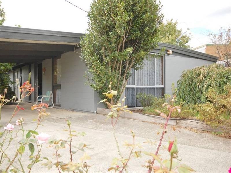 12 Bradman Avenue, Mount Evelyn VIC 3796