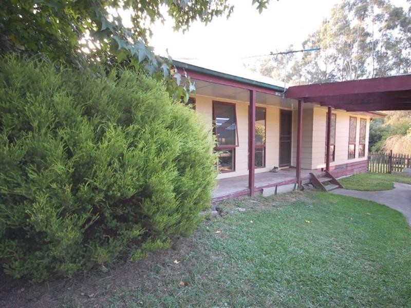 3 Shirley Crescent, Woori Yallock VIC 3139