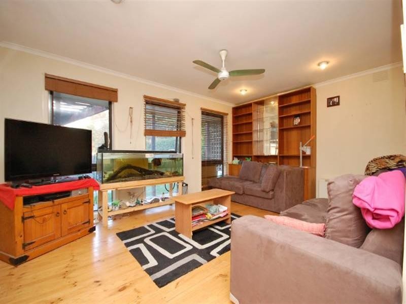 3 Shirley Crescent, Woori Yallock VIC 3139