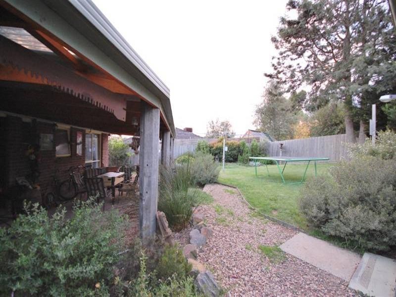 105 Lauriston Drive, Coldstream VIC 3770