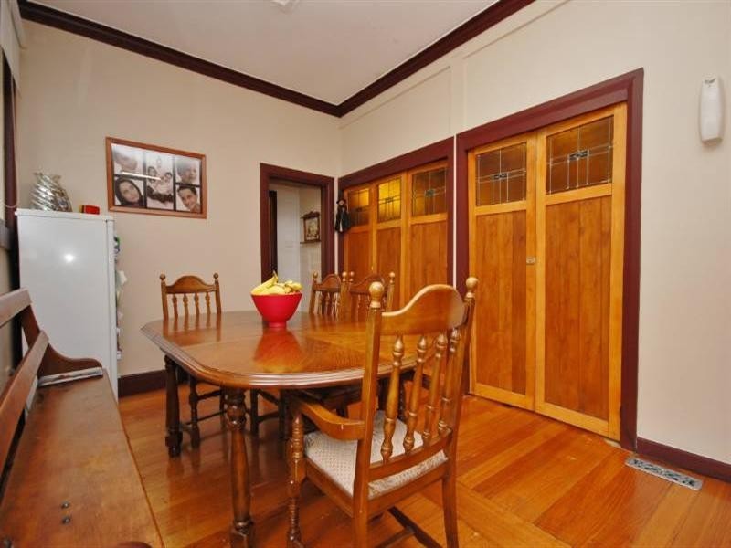 6 Monbulk Road, Mount Evelyn VIC 3796