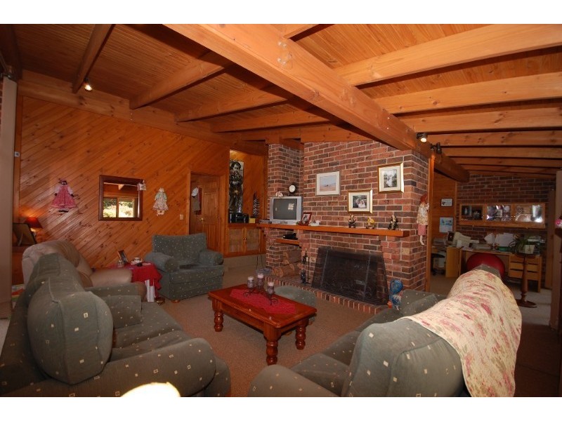 121 Edinburgh Road, Lilydale VIC 3140