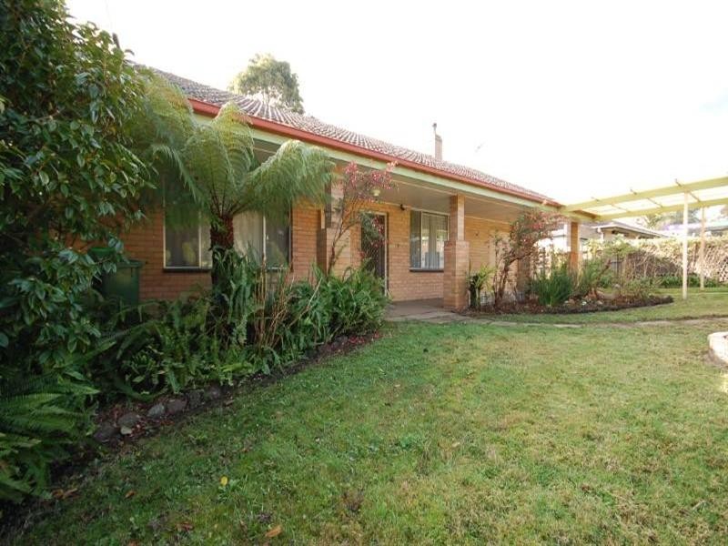 383 Warburton Highway, Wandin North VIC 3139