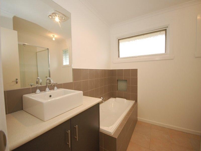 44 Winnetka Drive, Lilydale VIC 3140