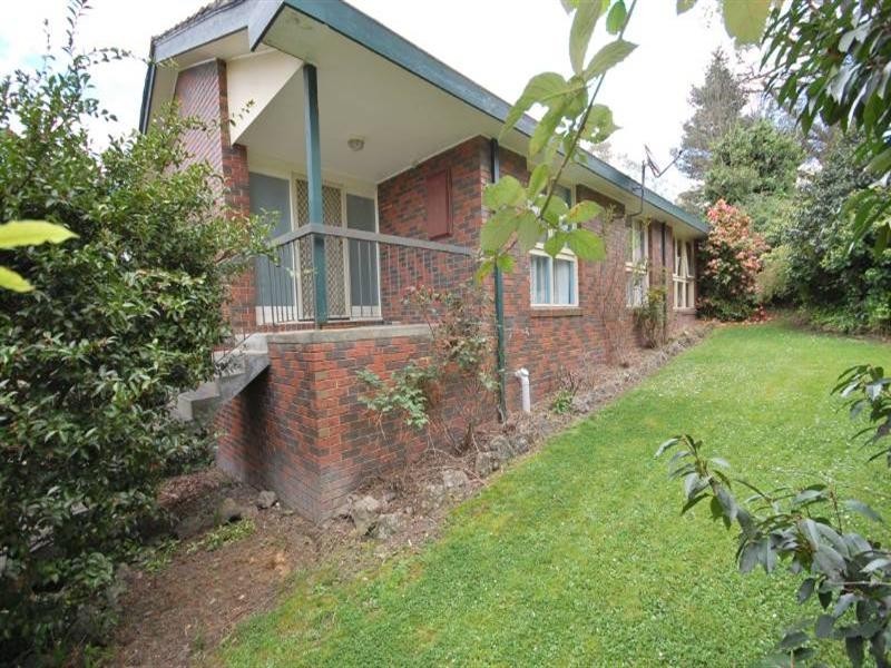 4 Stewart Avenue, Wandin North VIC 3139