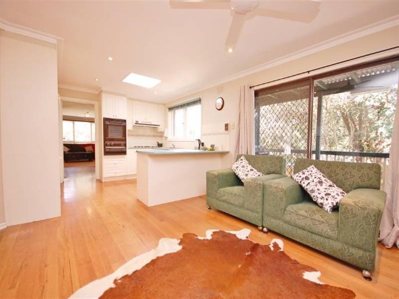 4 Stewart Avenue, Wandin North VIC 3139