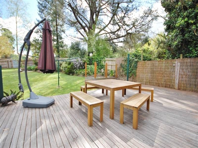 4 Stewart Avenue, Wandin North VIC 3139