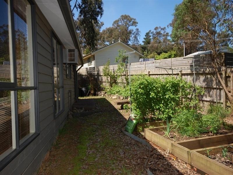 30 Tainton Street, Wandin North VIC 3139