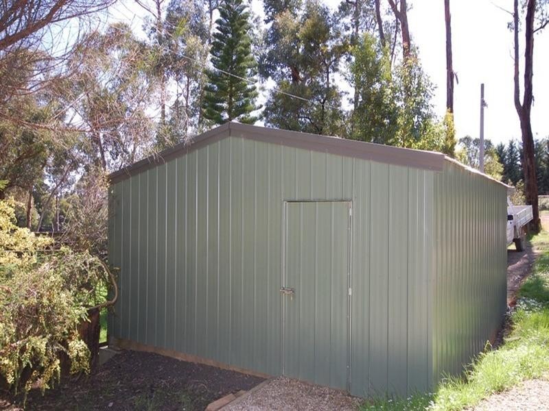 30 Tainton Street, Wandin North VIC 3139