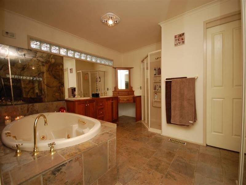 Mount Evelyn VIC 3796