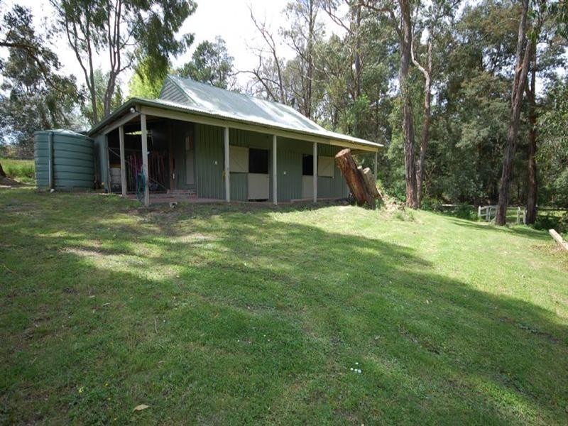 22 Bailey Grove, Wandin North VIC 3139