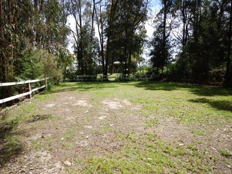 22 Bailey Grove, Wandin North VIC 3139