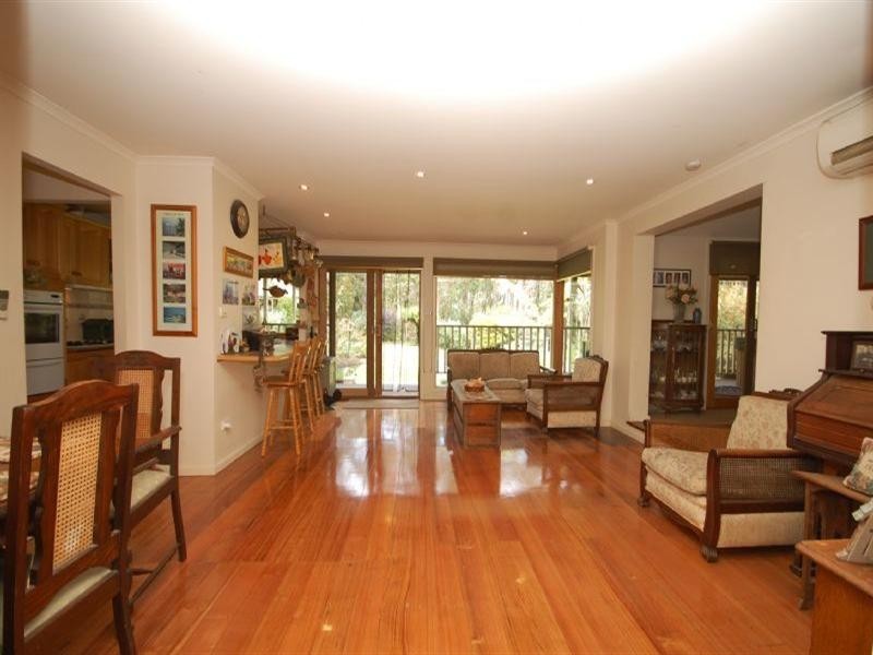 22 Bailey Grove, Wandin North VIC 3139