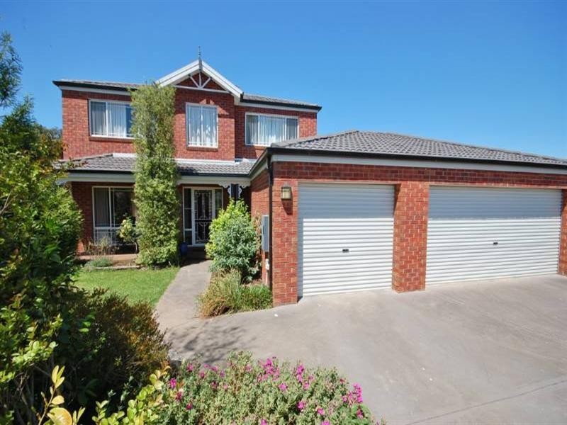 13 Galera Court, Wandin North VIC 3139