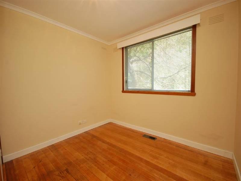 12 Warrawee Road, Mount Evelyn VIC 3796