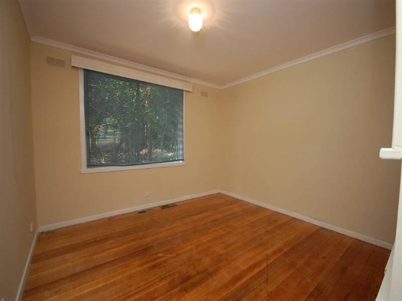 12 Warrawee Road, Mount Evelyn VIC 3796