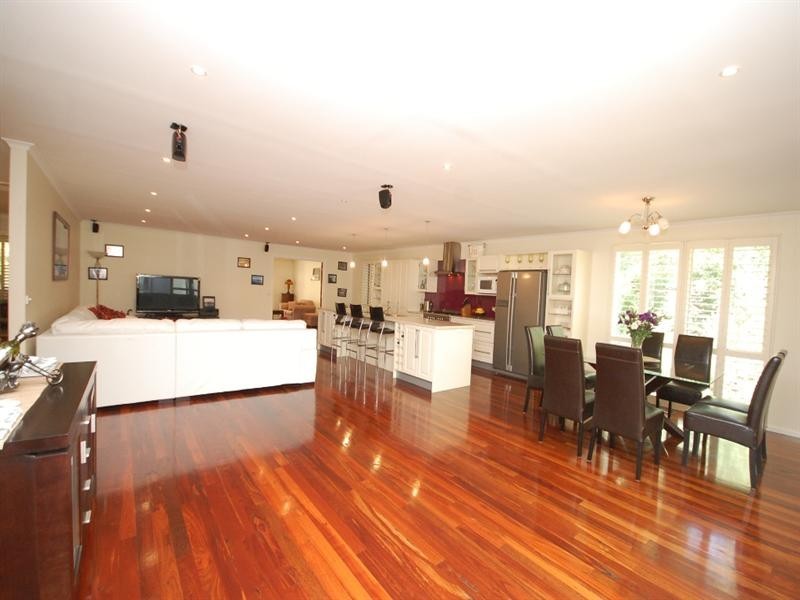 15 Belair Close, Seville VIC 3139