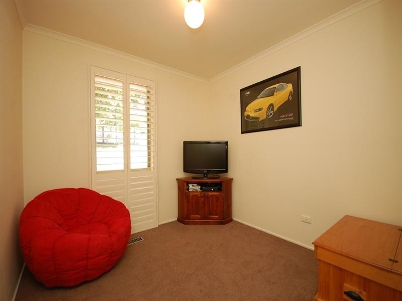 15 Belair Close, Seville VIC 3139