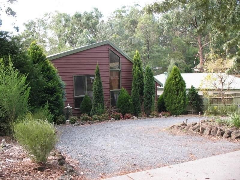 4/11 The Crescent, Mount Evelyn VIC 3796