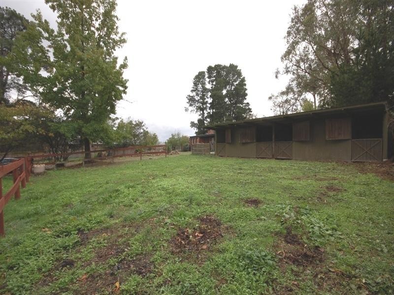 12 The Crescent, Mount Evelyn VIC 3796