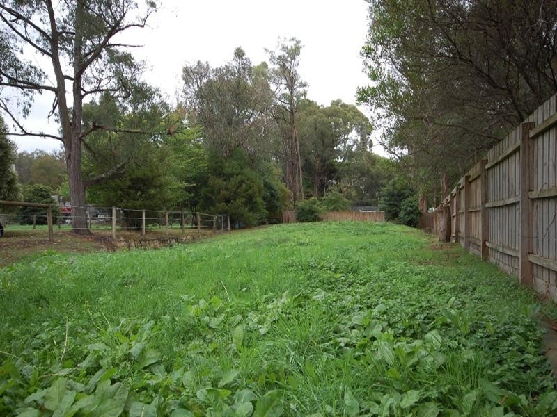 12 The Crescent, Mount Evelyn VIC 3796