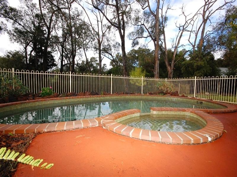 12 The Crescent, Mount Evelyn VIC 3796