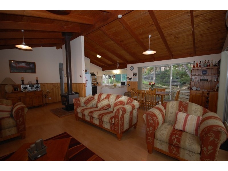 8 Marne Road, Mount Evelyn VIC 3796