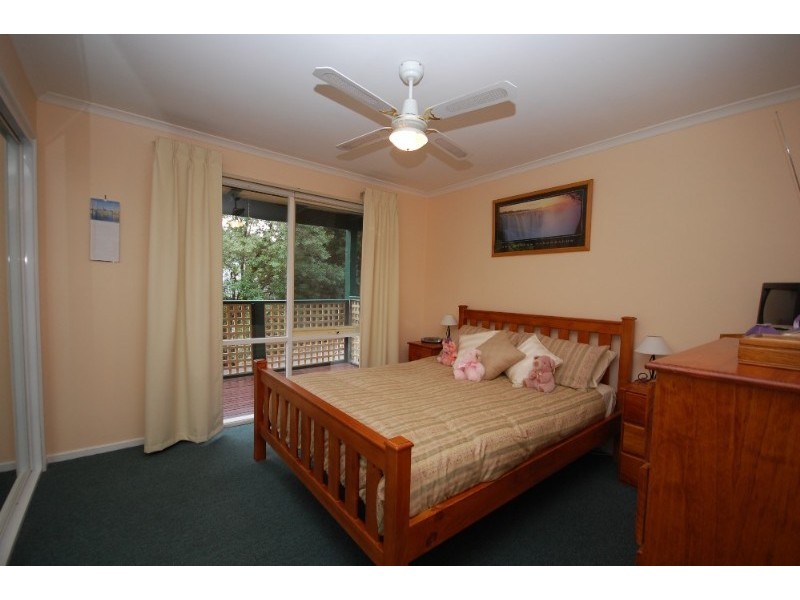 8 Marne Road, Mount Evelyn VIC 3796