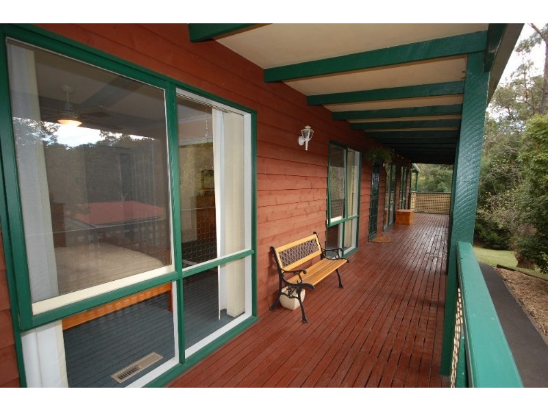 8 Marne Road, Mount Evelyn VIC 3796