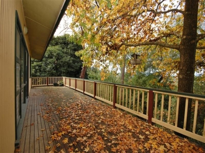 10 High Street, Seville East VIC 3139