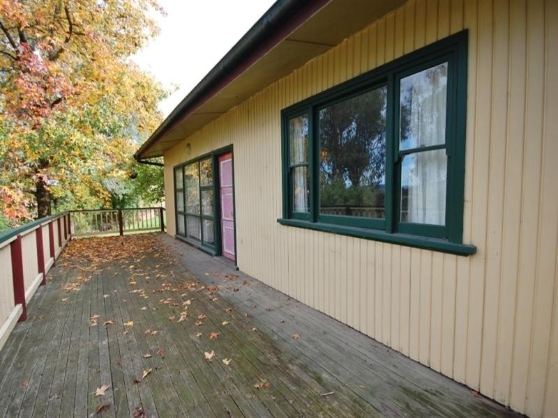 10 High Street, Seville East VIC 3139