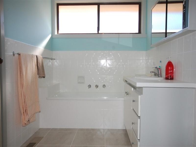 11 Victory Avenue, Wandin North VIC 3139