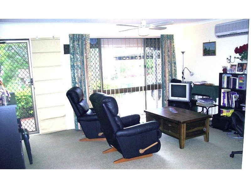 30 Dracon Street, Regents Park QLD 4118