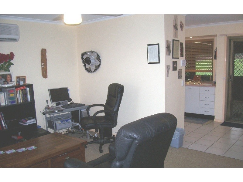 30 Dracon Street, Regents Park QLD 4118