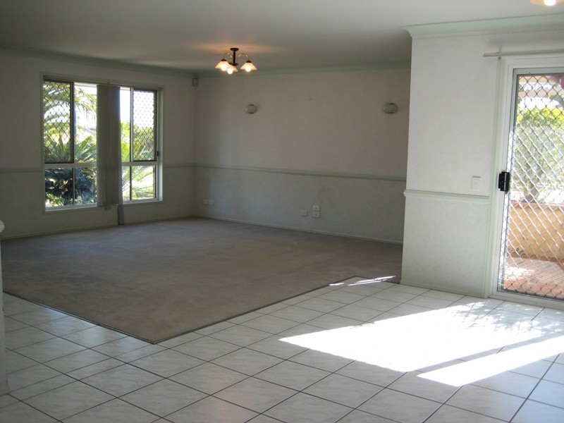 1 Bowden Court, Calamvale QLD 4116