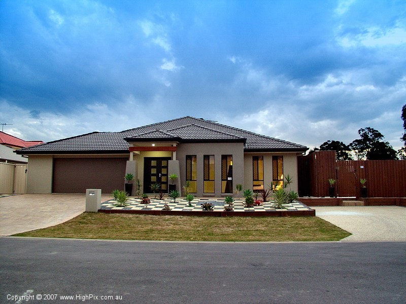 32 Lambert Drive, Calamvale QLD 4116